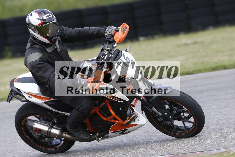 /Archiv-2025/09 22.04.2025 Cornu Master School ADR/gruen-vert/16